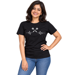 Dart T-Shirt – Herzschlag mit gekreuzten Pfeilen Dart T-Shirt – Herzschlag mit gekreuzten Pfeilen